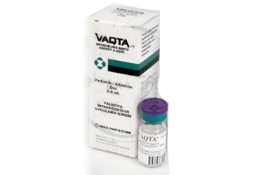 VAQTA 25 U./0.5 ml çocuklar için enjeksiyonluk süspansiyon içeren kullanıma hazır enjektör kutu görseli